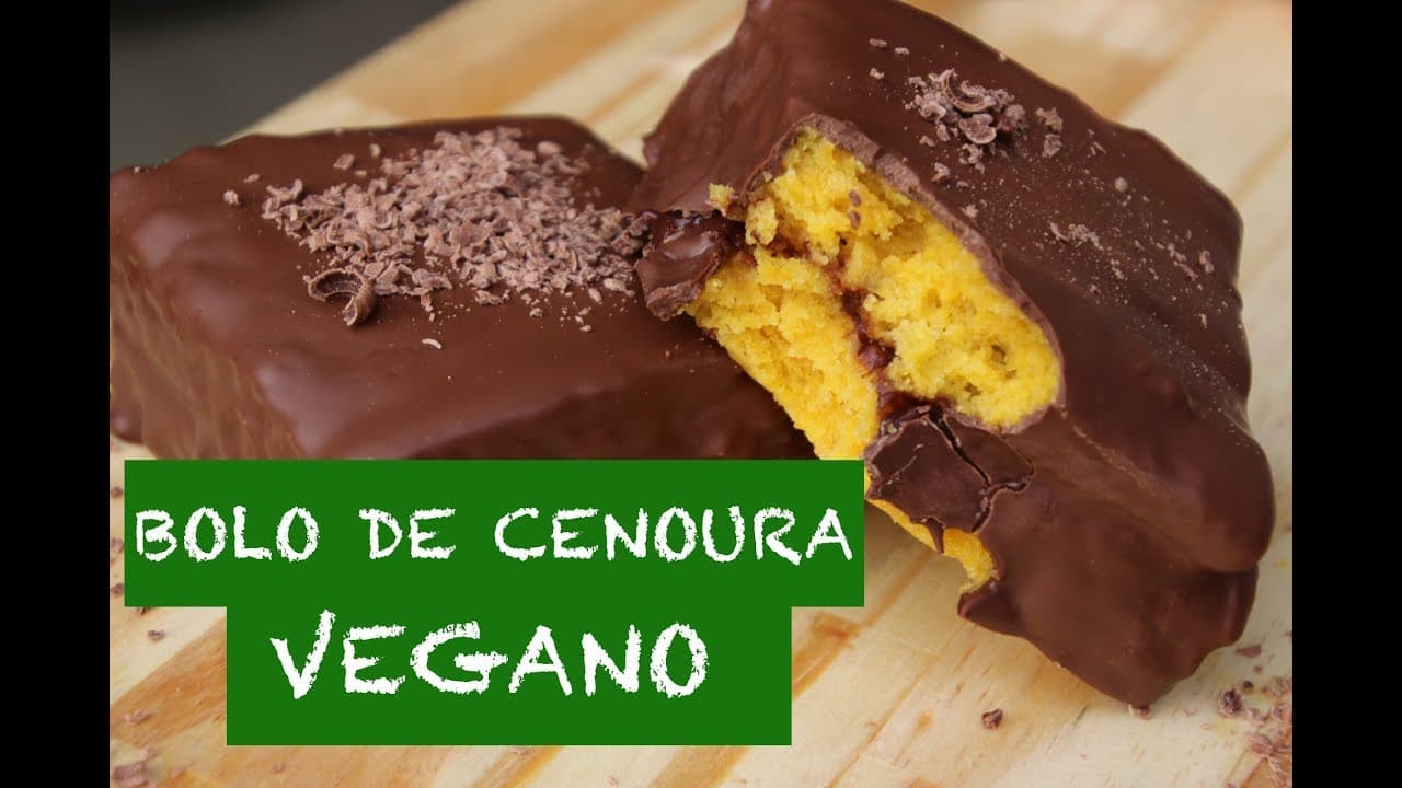 Bolo de Cenoura com Cobertura de Chocolate Vegano